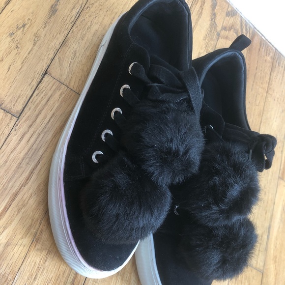 J Slide Pom Pom sneakers. - Picture 3 of 4